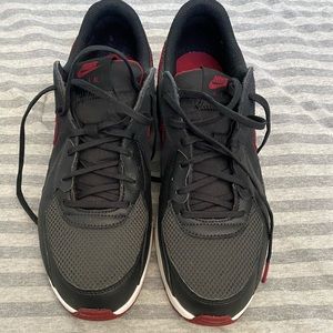 Nike air max excee size 10.5